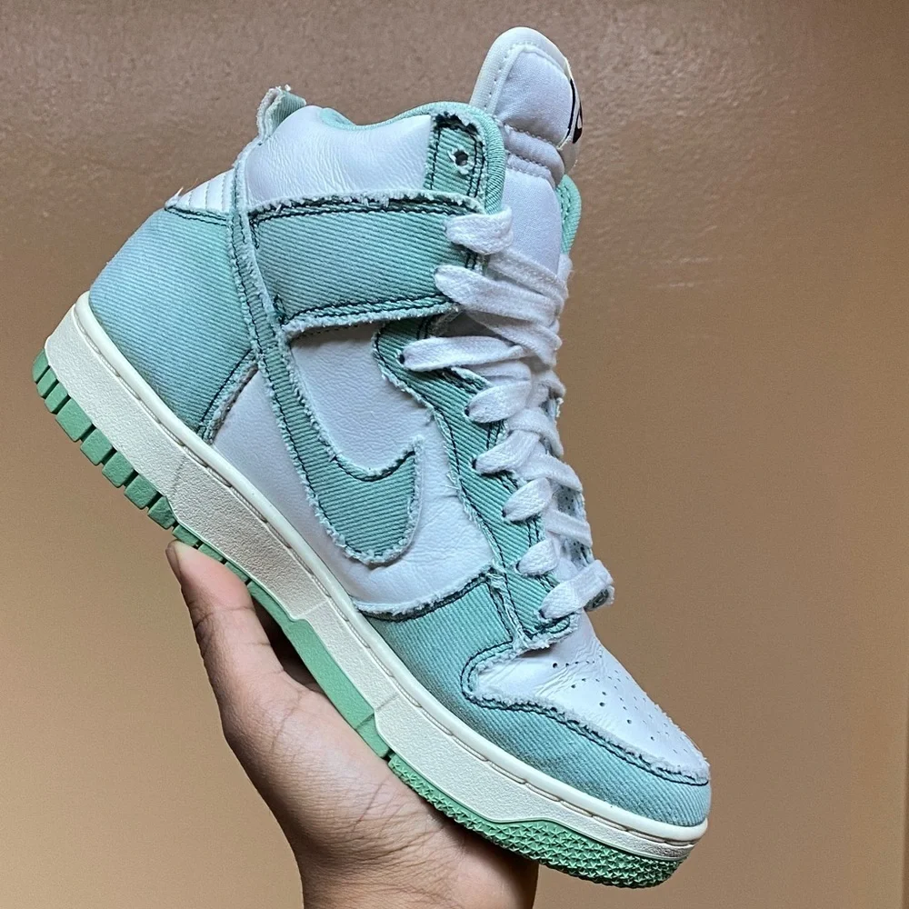 Nike Women’s Dunk High 1985 “Green Denim” Size 6.5